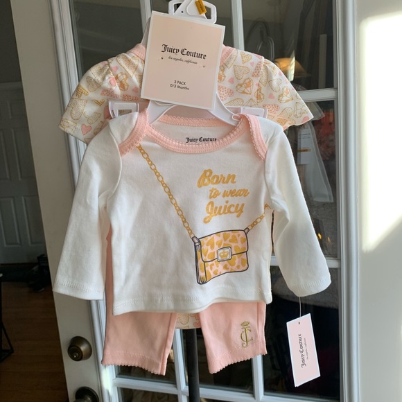 Juicy Couture 3 Piece Set Born to Wear Juicy NWT - Picture 5 of 8